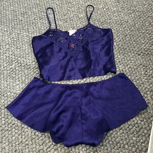 Maidenform Vintage Purple Satin Two Piece Sleep Set Size Medium